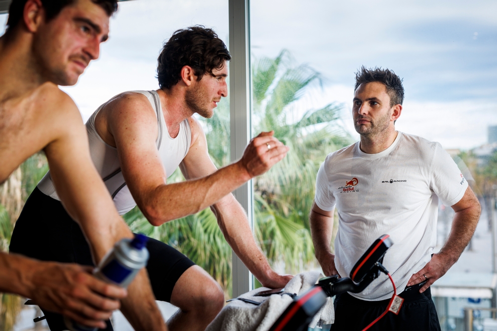 Shaping winners - Alinghi Red Bull Racing